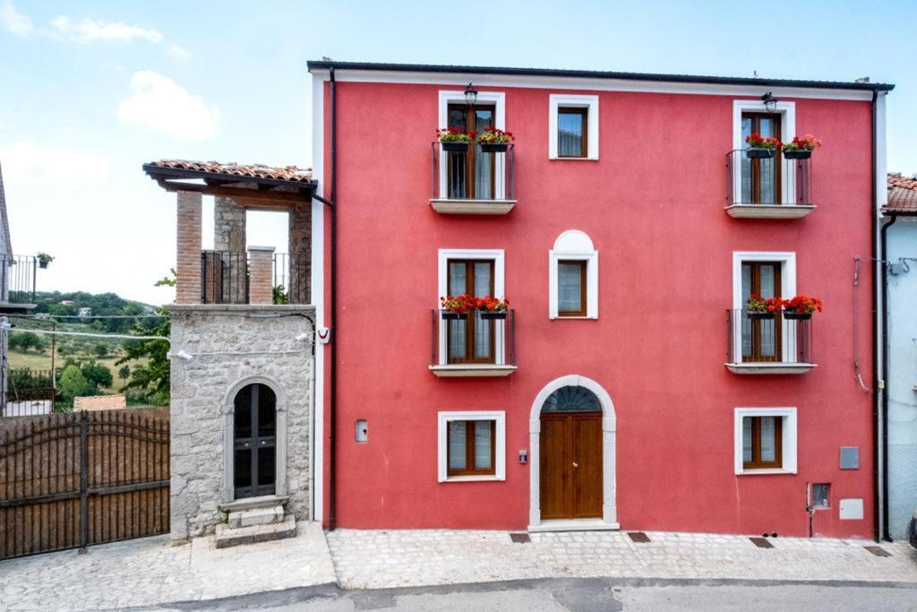 Il Mascherone Sepino Exteriör bild